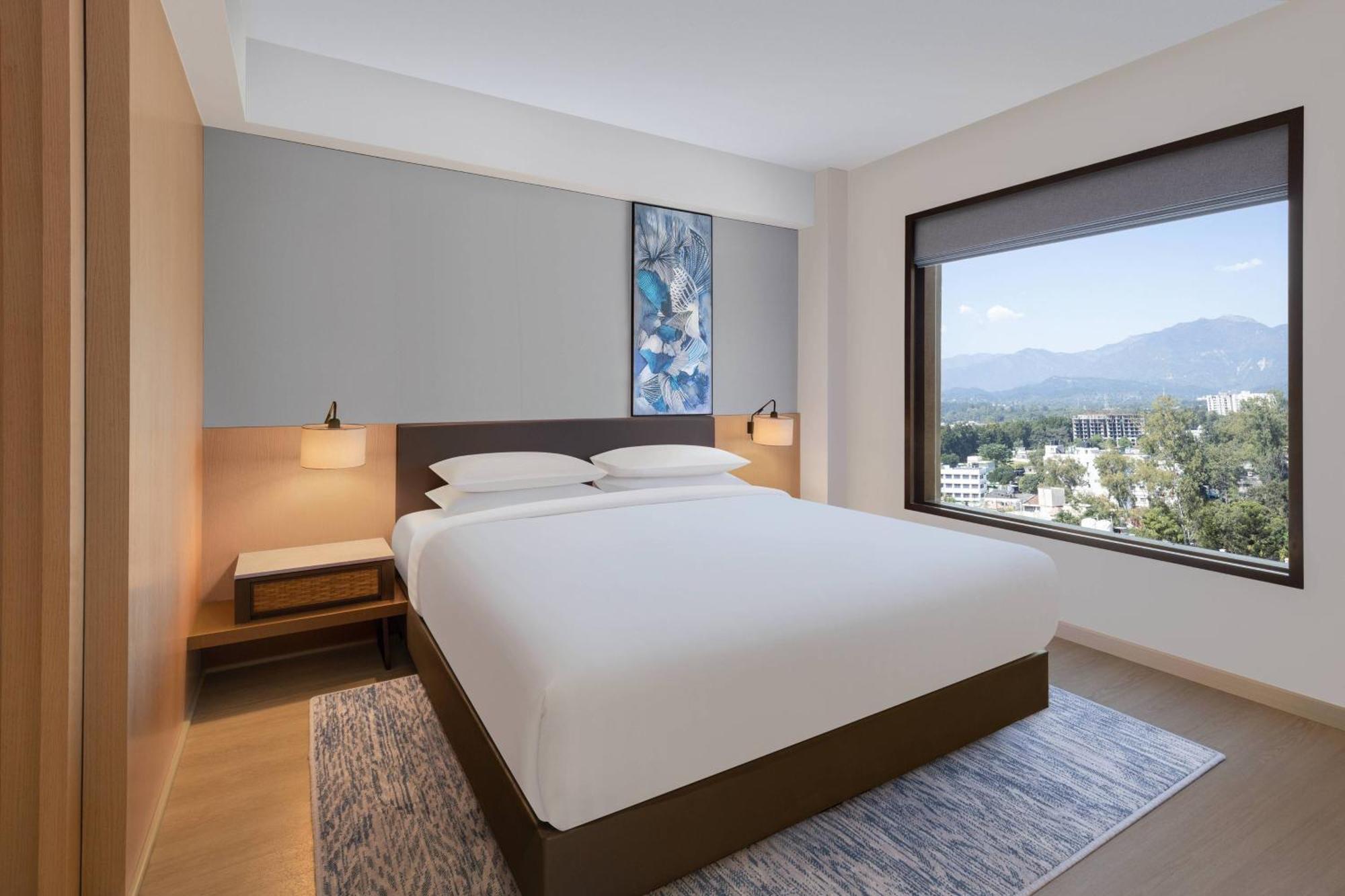 Fairfield By Marriott Dehradun Ξενοδοχείο Εξωτερικό φωτογραφία